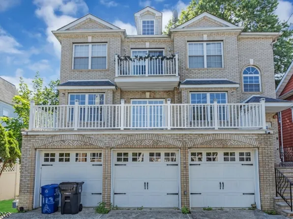 112 Alexander St, Newark City, NJ 07106