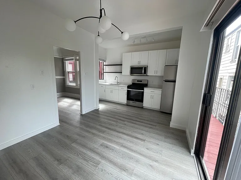 387 Arguello Blvd #A — Photo 4