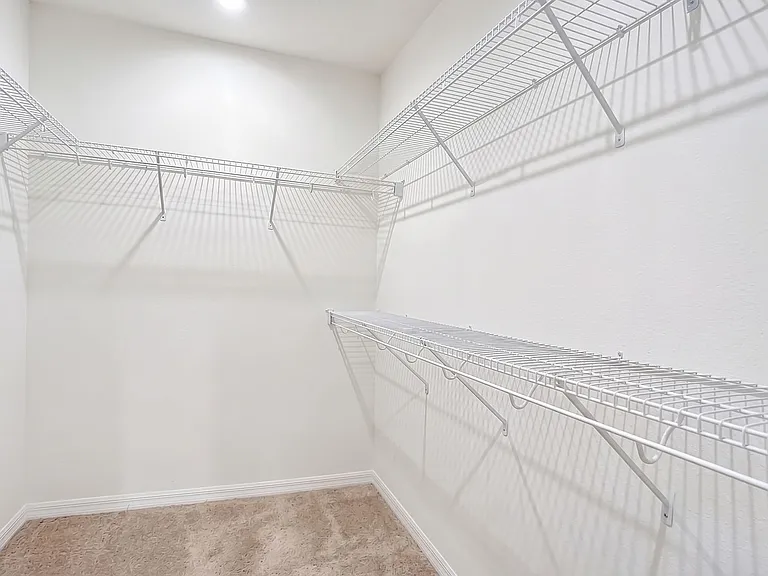 2437 Varenna Loop — Photo 12
