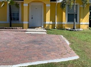 5336 30th St SW, Lehigh Acres, FL 33973