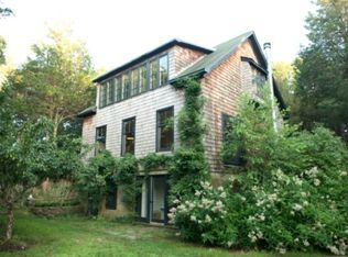 10 Sims Ave, Sag Harbor, NY 11963