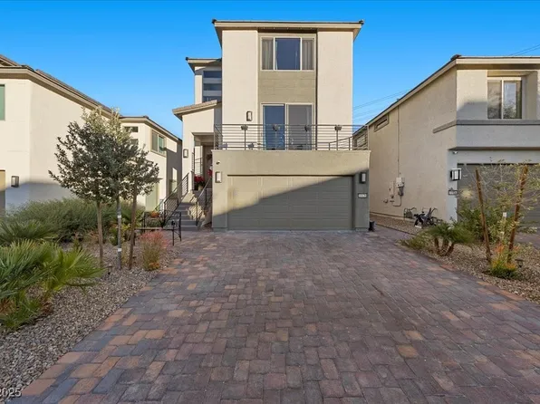 10430 Restless River St, Las Vegas, NV 89141