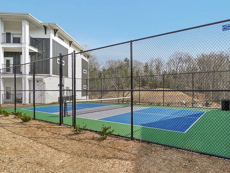 Arden Pines Luxury Apartments — Photo 4