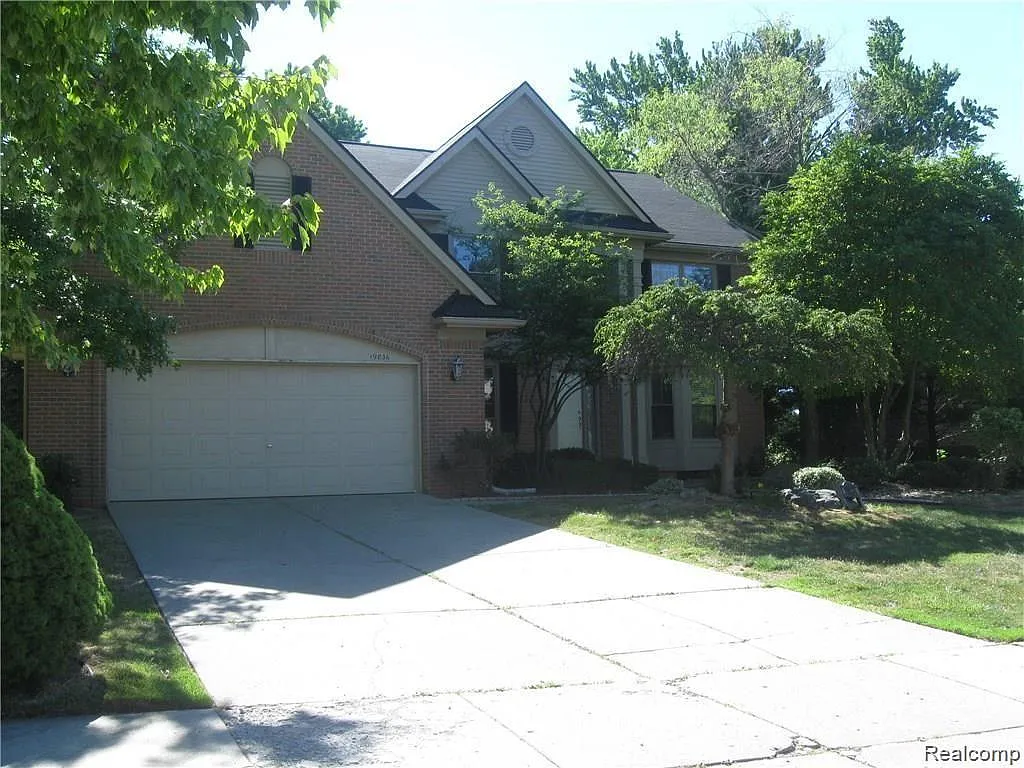 Building Photo - 19036 Glengarry Dr
