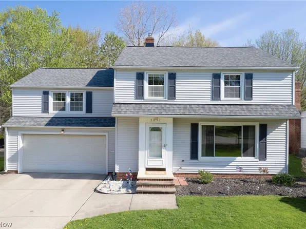 5297 Marian Dr, Lyndhurst, OH 44124