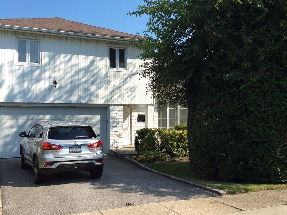 1st image of 23 Steven Dr