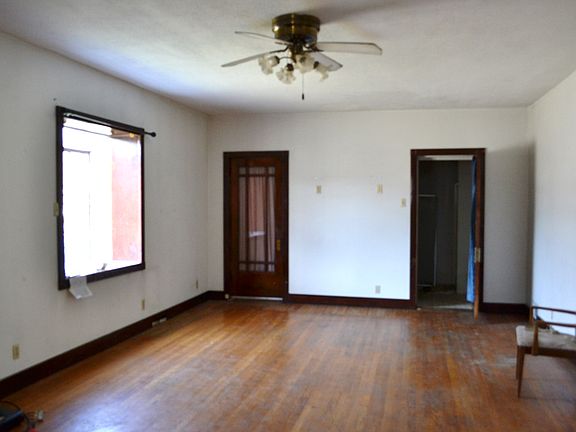 2nd image of 704 2nd Ave