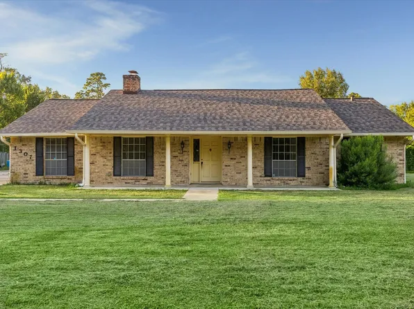 1307 Southern Hills Rd, Humble, TX 77339