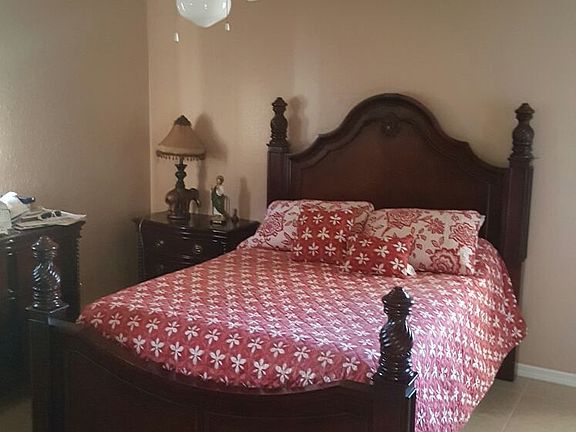5th image of 832 NE 7th Pl