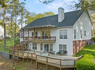 14 Ravenshoe Rd, Rogers, AR 72756