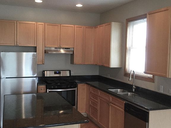 5th image of 1712 W Pierce Ave APT 2