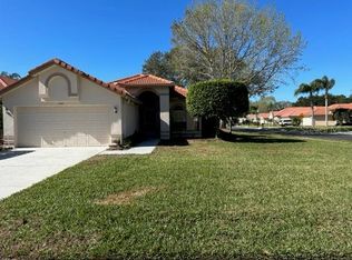 1380 Dartford Dr, Tarpon Springs, FL 34688