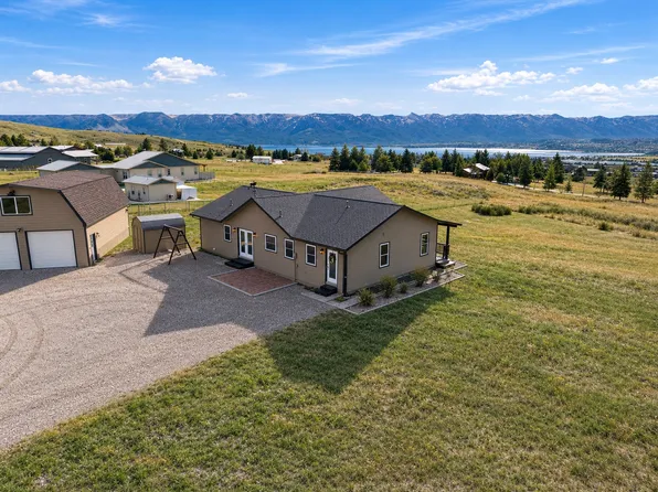 33602 Meadow Rd, Polson, MT 59860