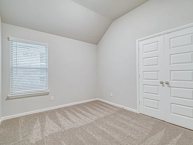 2419 Rocky Mountain Dr — Photo 24