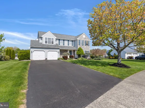 1473 Greenleaf Dr N, Warrington, PA 18976