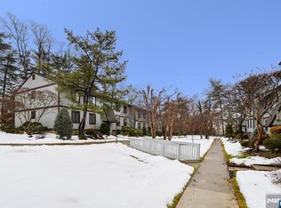 50 Rock Rd #B, Hawthorne, NJ 07506