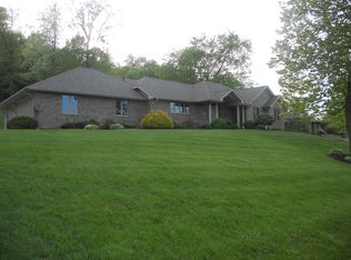 8259 Wildlife Rdg, Dubuque, IA 52003