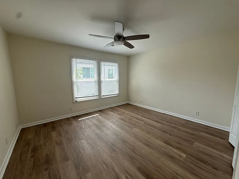 2135 Acklen Ave #8 — Photo 18