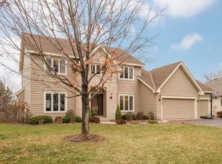 1485 Kings Wood Rd, Eagan, MN 55122