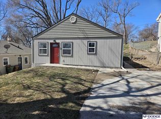 2120 Crawford St, Bellevue, NE 68005