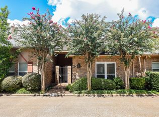 9625 Bayou Brook St, Houston, TX 77063