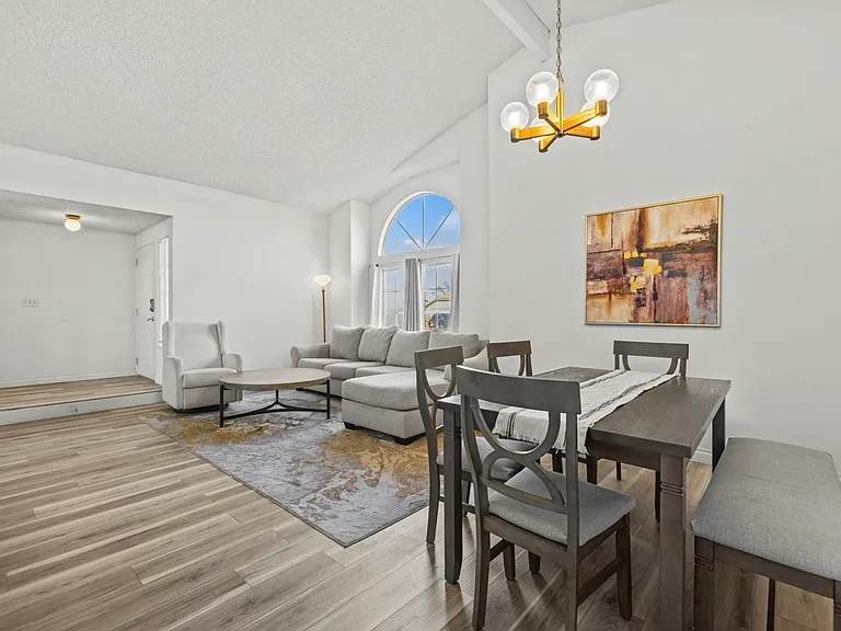 752 E Avenue J9 — Photo 30