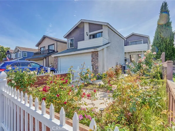 1409 Lakeside Ln, Huntington Beach, CA 92648