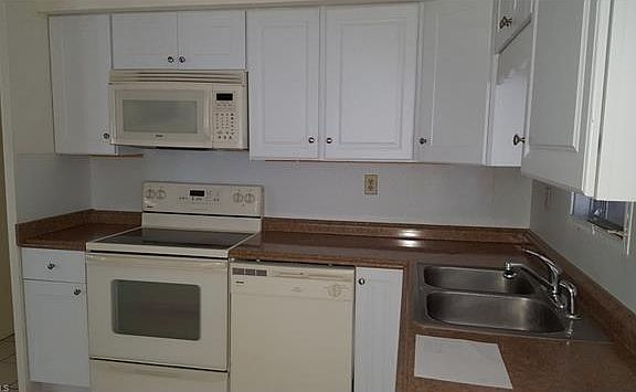 4th image of 26276 Princess Ln