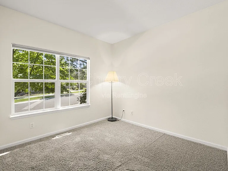 7021 S Valdai St — Photo 14