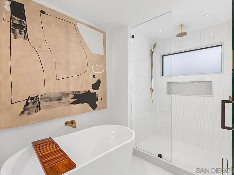 744 Bonair St — Photo 24