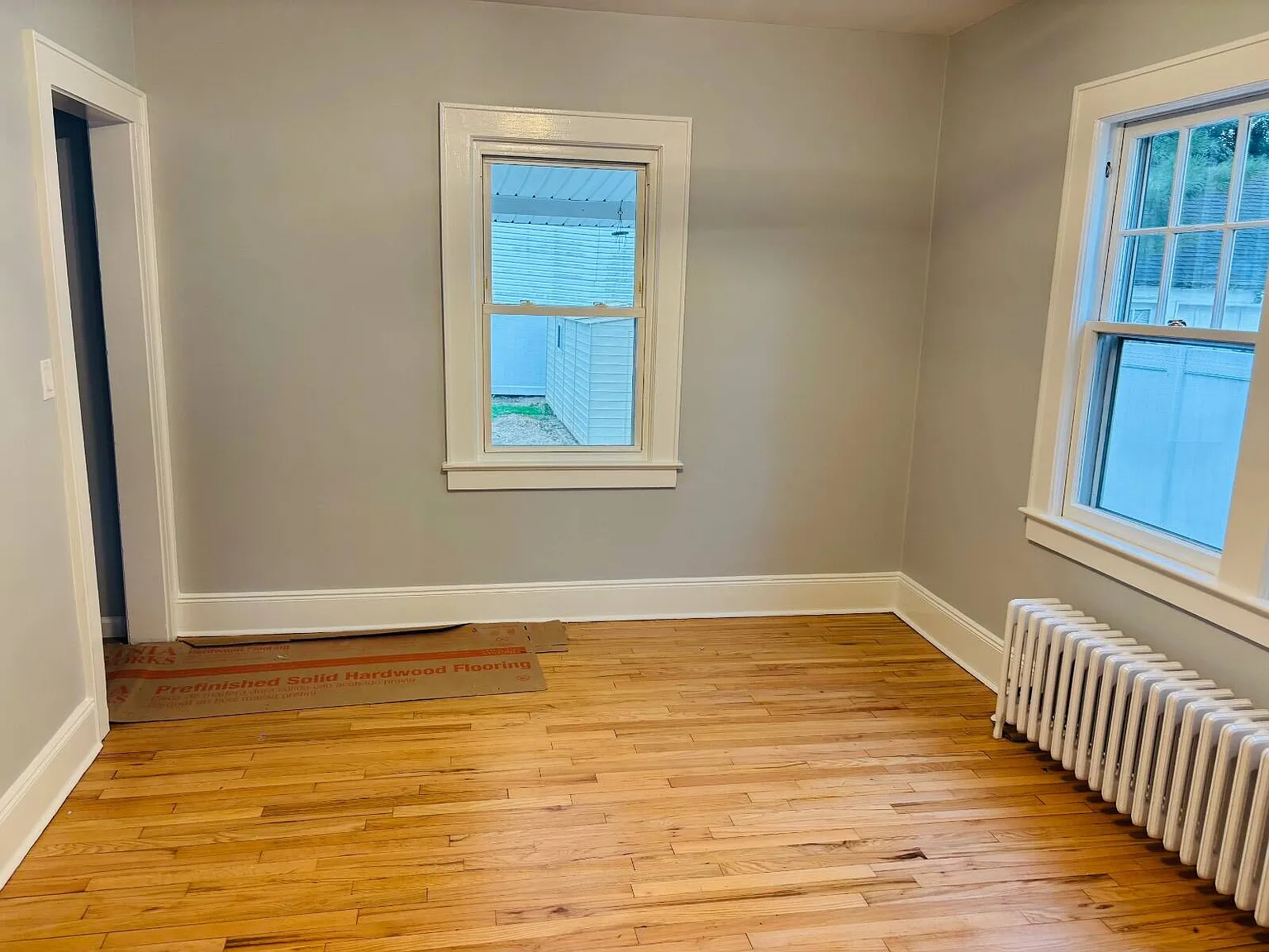 3 bed, 1.5 bath, $3,850 — Photo 3
