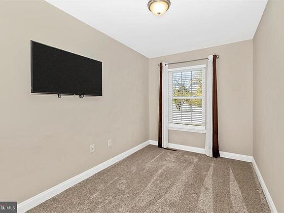 2nd image of 557 Lancaster Pl