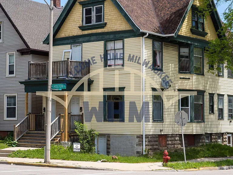2800 N Holton St — Photo 11