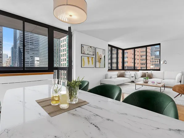 250 E 40th St APT 22B, New York, NY 10016