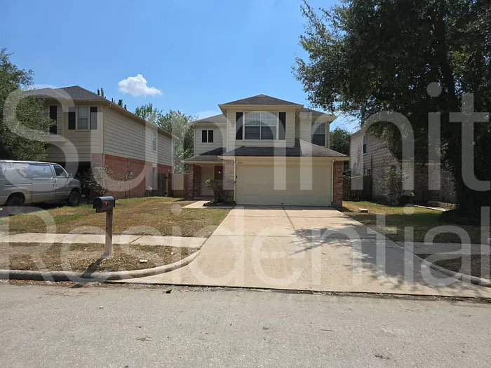830 N Oak Dr