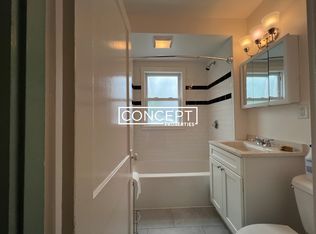 58 Pinehurst St #2CP, Roslindale, MA 02131