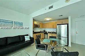 300 S Biscayne Blvd #T-2609 — Photo 6