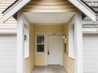 702 228th St SW APT L202, Bothell, WA 98021