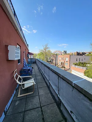 Rented by Metropolis International Realty Inc. | media 1