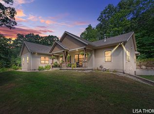 8685 Greeley Ct NE, Rockford, MI 49341