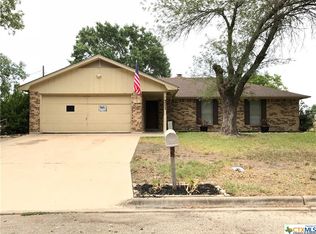 311 Skyview Cir, Troy, TX 76579