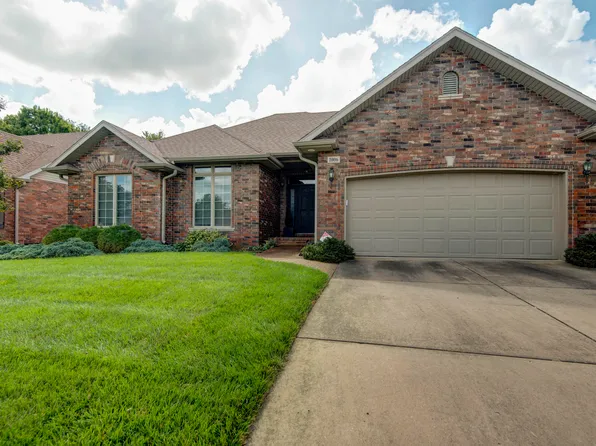 1006 E Highpoint Street, Springfield, MO 65810