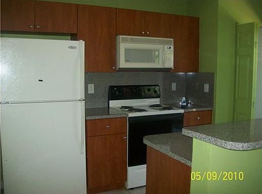 2nd image of 5011 Leeward Ln #2902