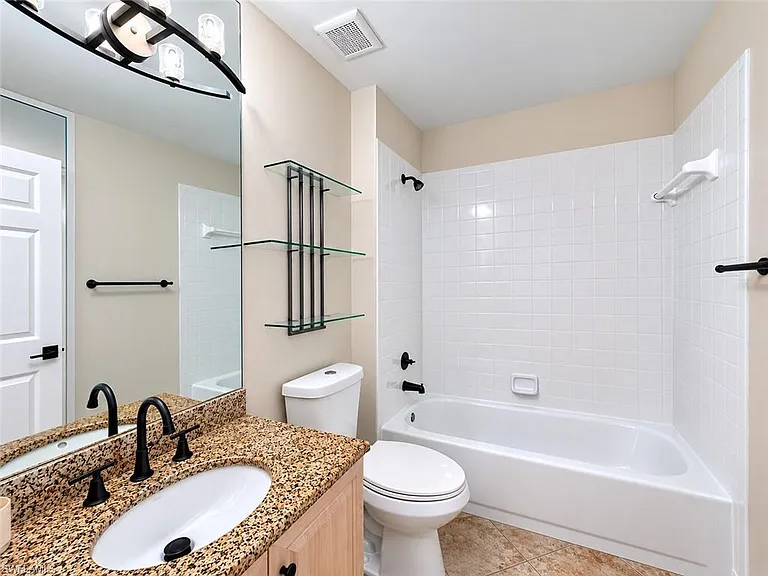 240 Timber Lake Cir #D201 — Photo 12