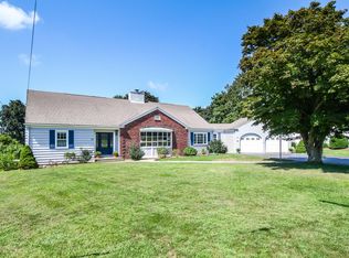 22 Wayne St, Norwich, CT 06360