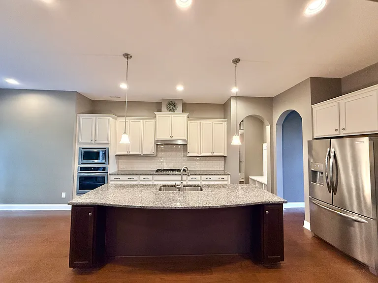4012 Crismark Dr — Photo 4