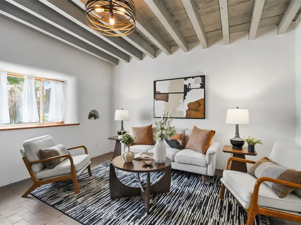814 Dunlap St, Santa Fe, NM 87501