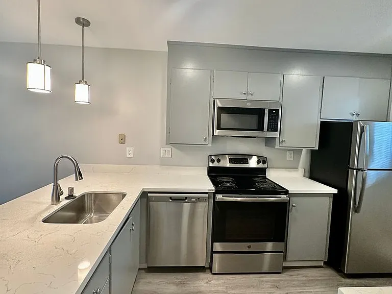 745 F St #2 — Photo 3