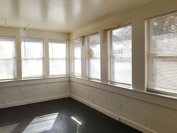Enclosed porch