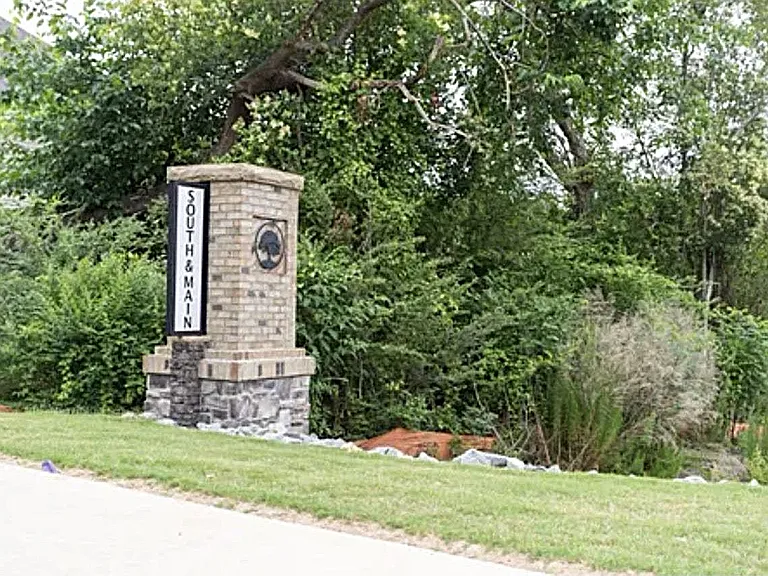 919 Field Ivy Dr — Photo 26